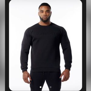 Alphalete black crew neck size medium